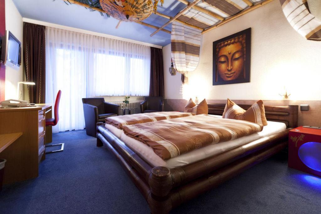 Themen Hotel Terrassen Cafe Bad Munder am Deister Bagian luar foto