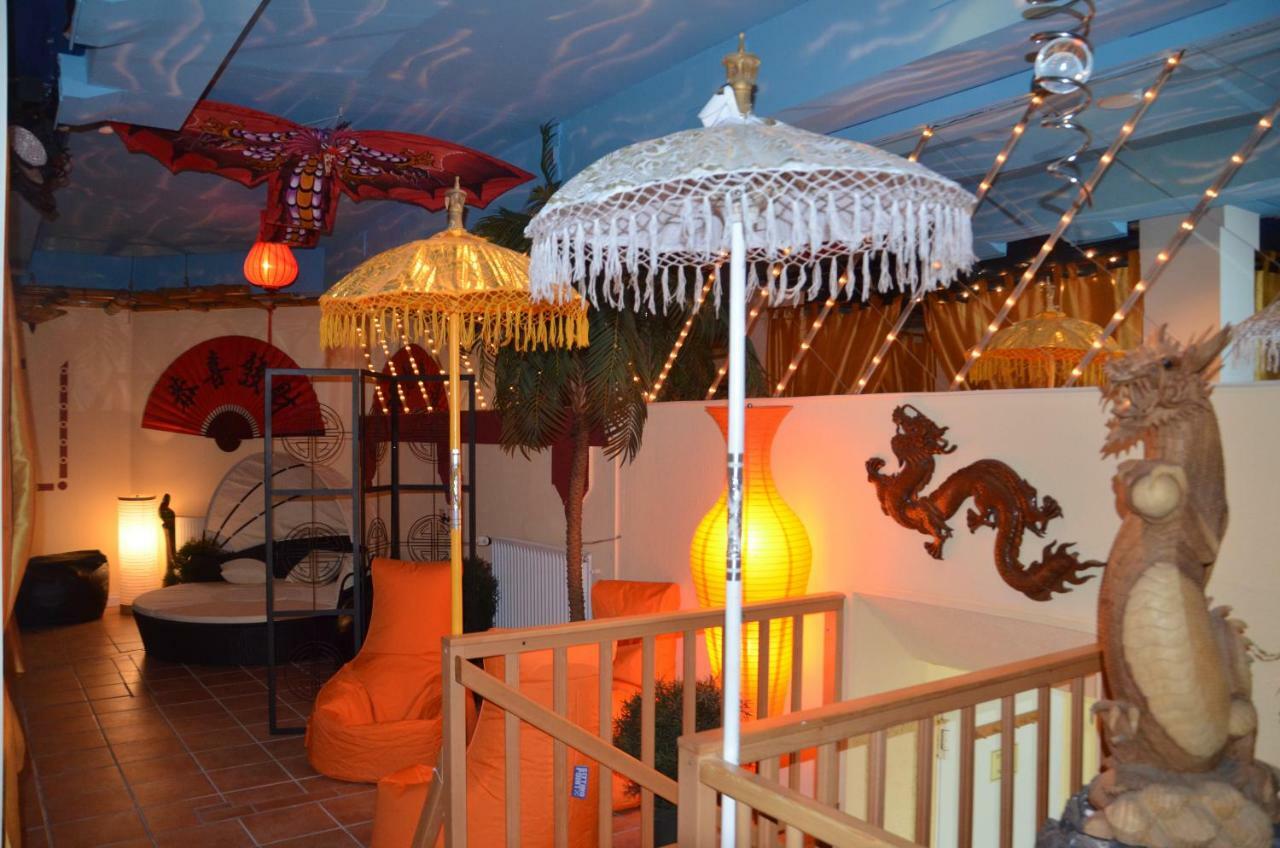 Themen Hotel Terrassen Cafe Bad Munder am Deister Bagian luar foto