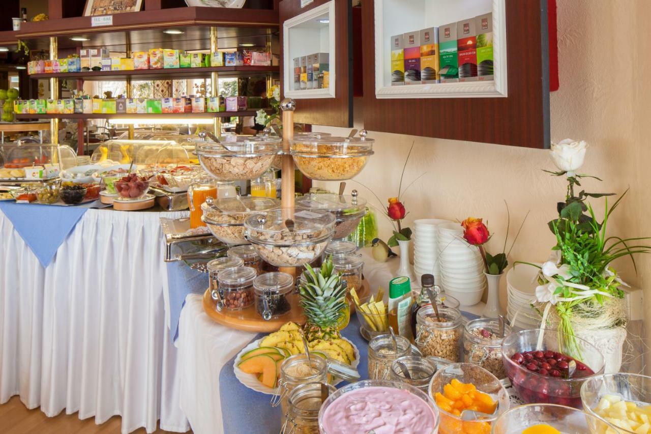Themen Hotel Terrassen Cafe Bad Munder am Deister Bagian luar foto