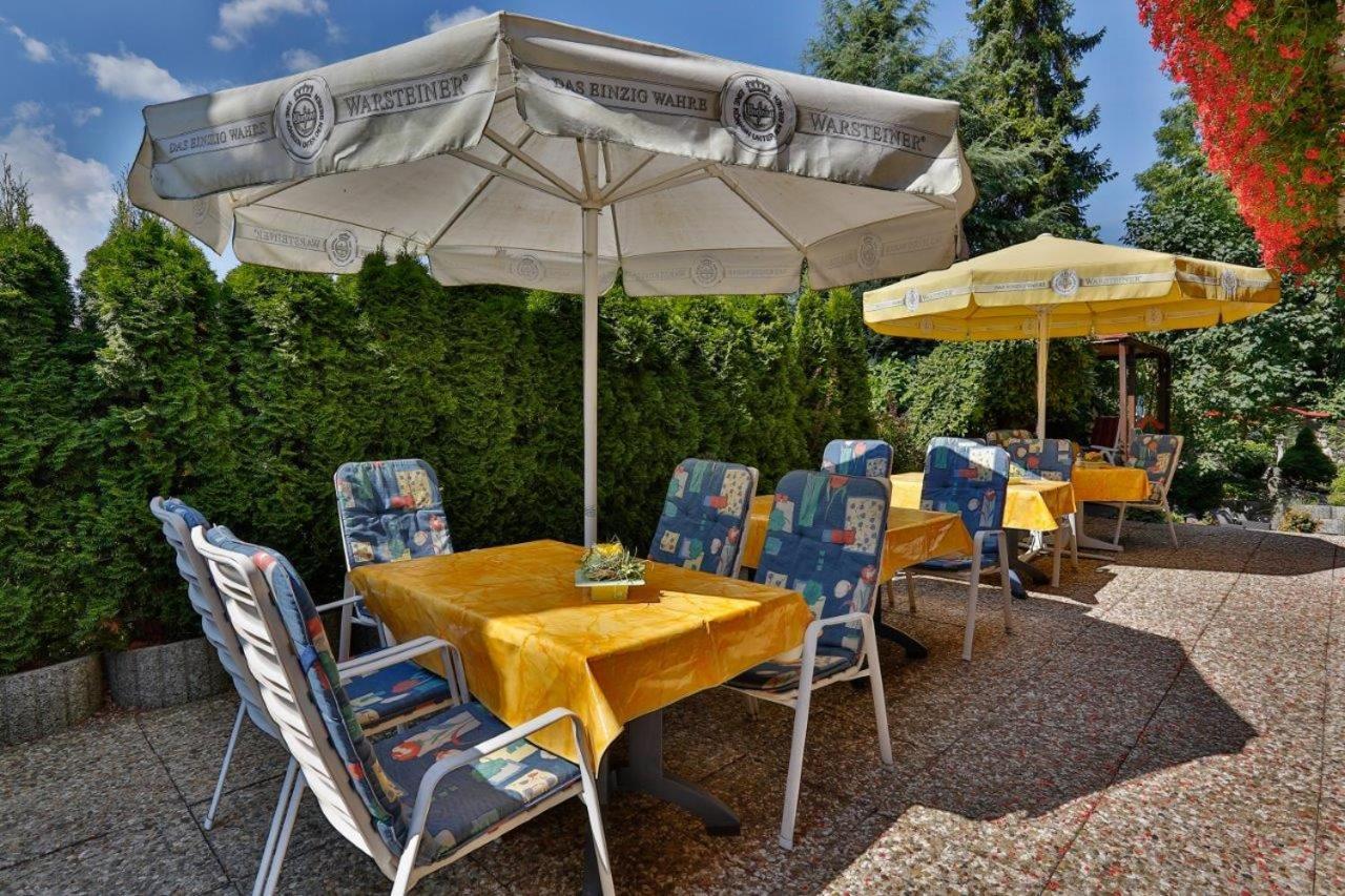 Themen Hotel Terrassen Cafe Bad Munder am Deister Bagian luar foto